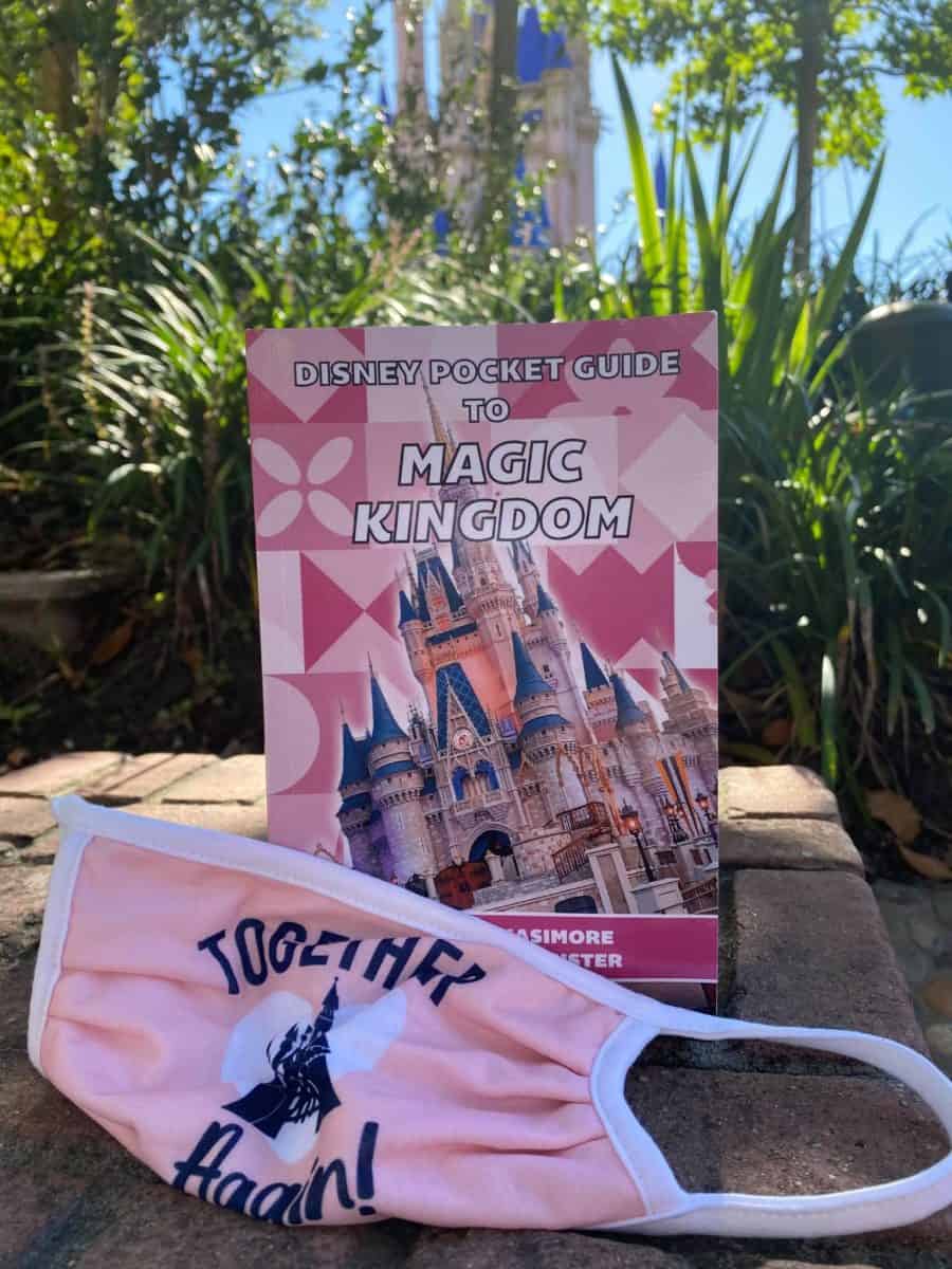 Disney Pocket Guide to Magic Kingdom